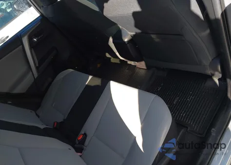 2018 Toyota Rav4 Xle z USA, uszkodzony, nr VIN 2T3RFREV5JW717389